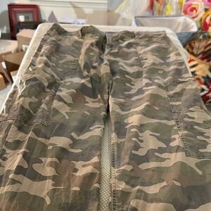 No Boundaries Women's Camo Cargo Trousers - Green/Brown